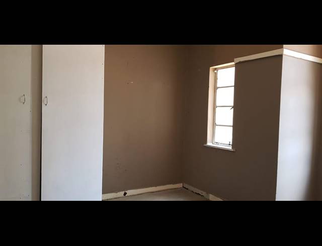 1,240M² INVESTMENT FOR SALE IN MARSHALLTOWN